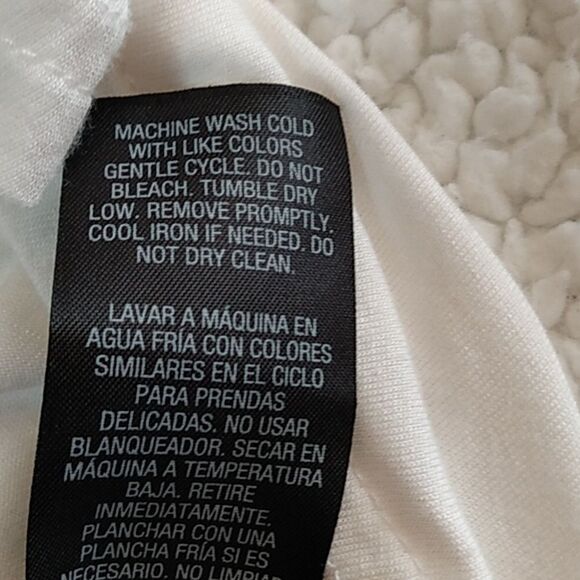 Simply Emma white sheer short sleeve top - Picture 5 of 10